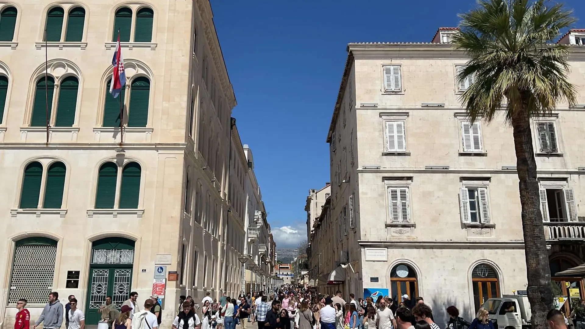 Casa Vita City 4 Star Studio Apartment Split 0*,  Croatia