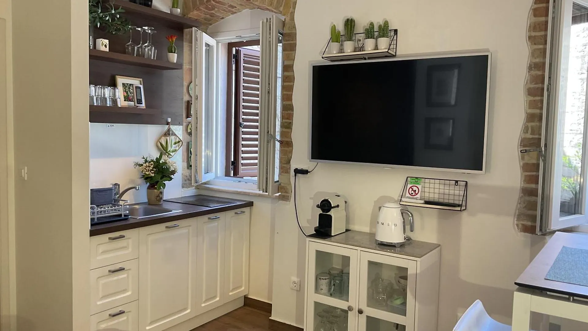 Casa Vita City 4 Star Studio Apartment Split